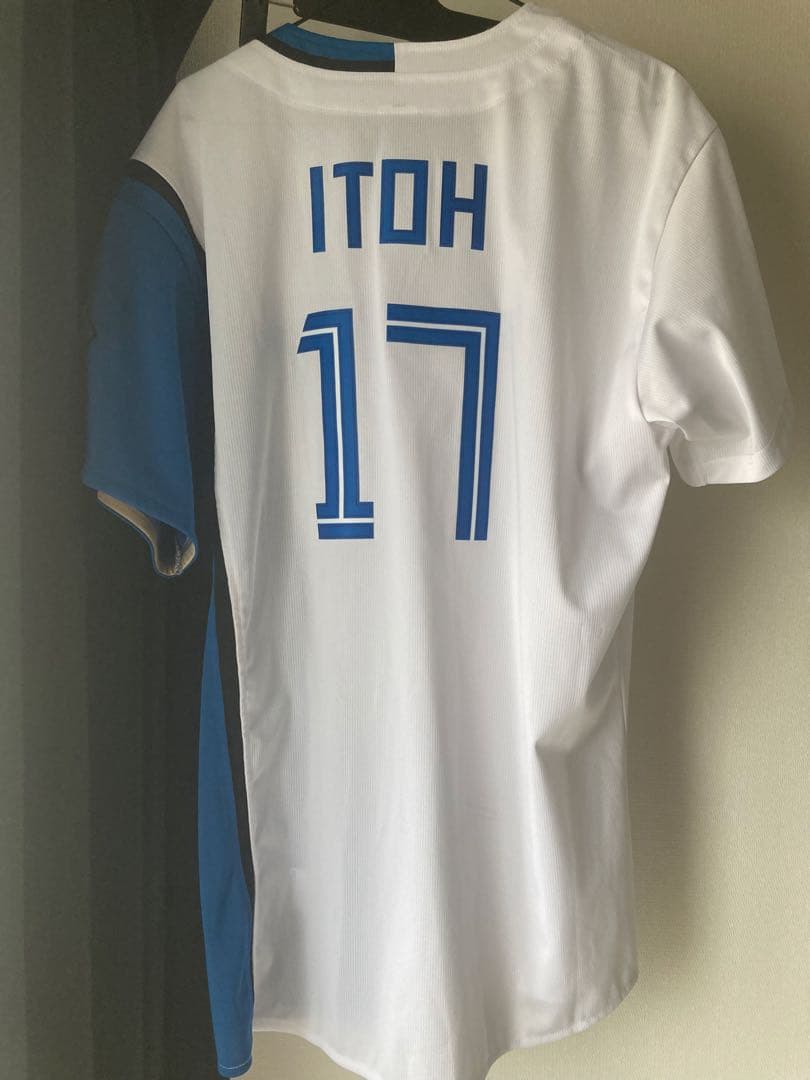 北海道日本ハムファイターズ 伊藤大海 ユニフォーム #17