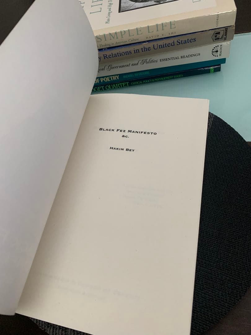 希少　Hakim Bey Black Fez Manifesto, &c.