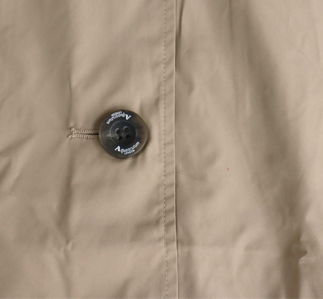 《アクアスキュータム》新品 オンライン完売品 トレンチデザイン レインコート L