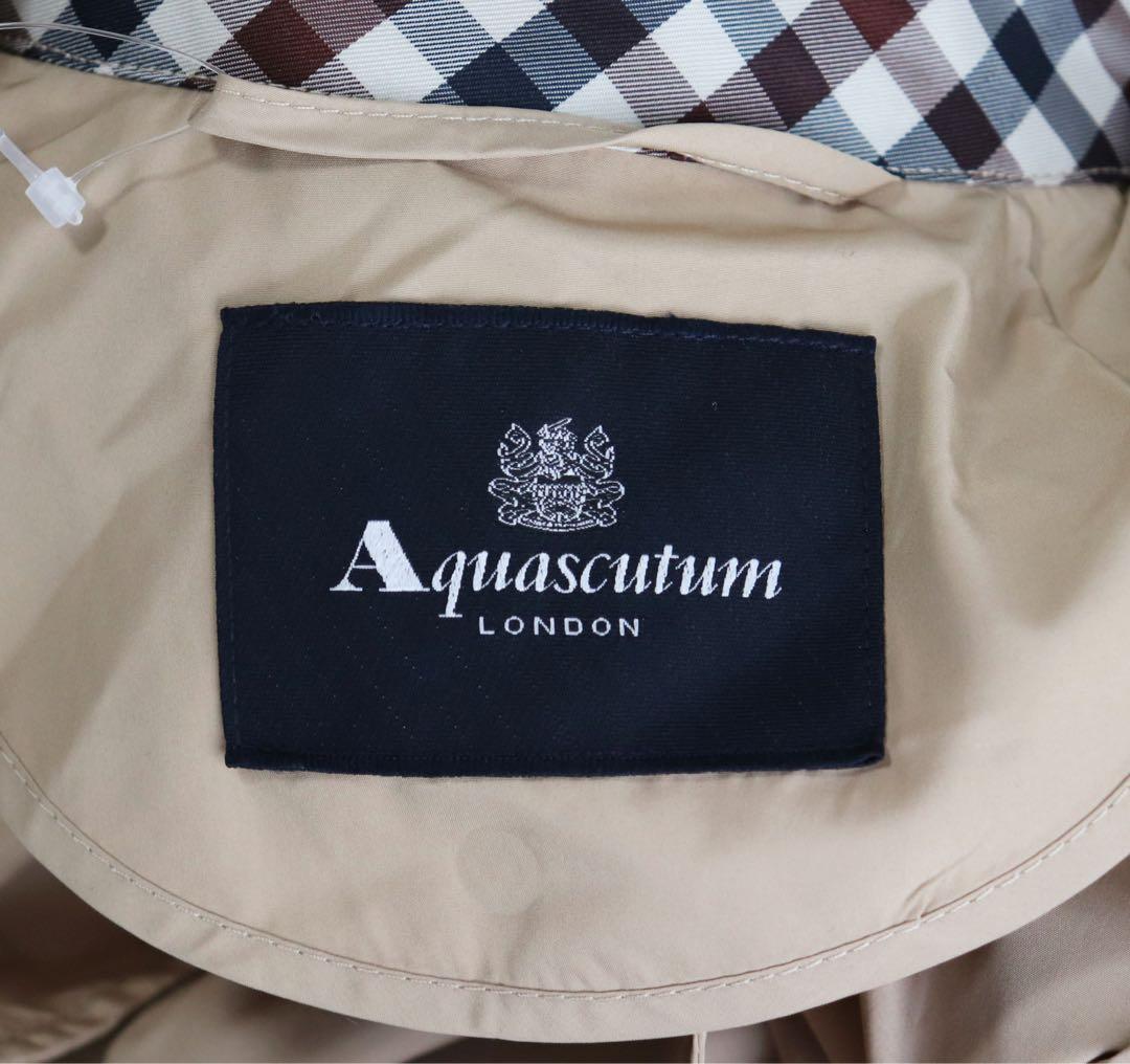 《アクアスキュータム》新品 オンライン完売品 トレンチデザイン レインコート L