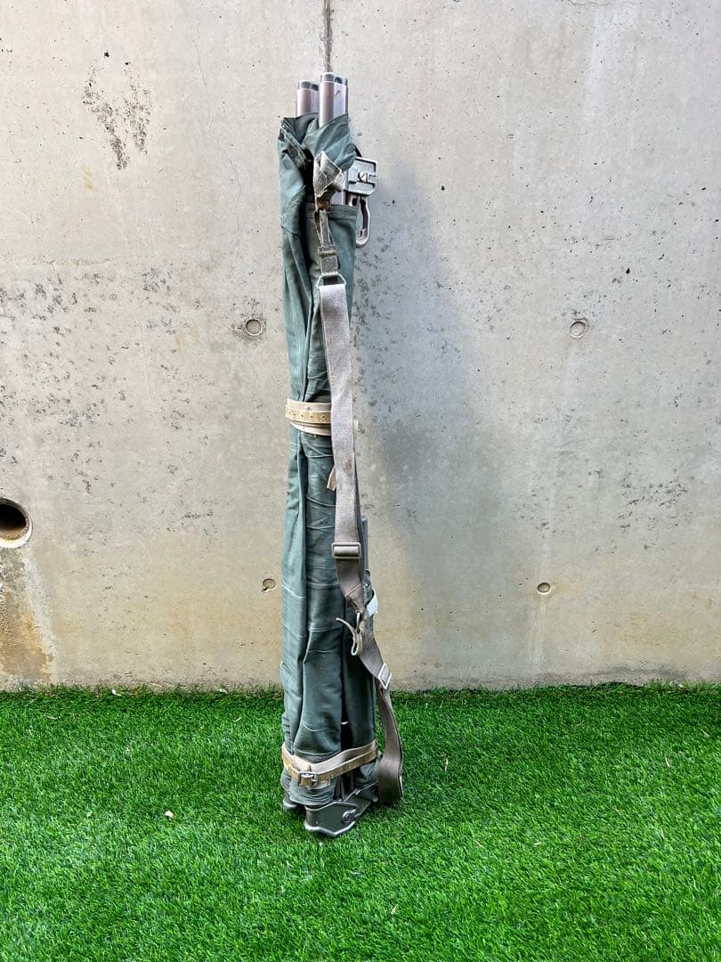 フランス軍？　担架　キャンプ用コット　サバゲー小道具などに　折り畳み簡易ベッド