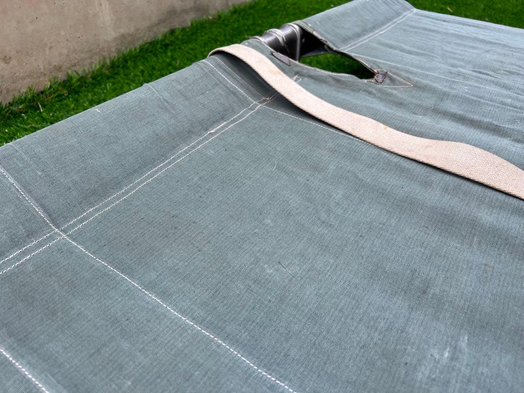 フランス軍？　担架　キャンプ用コット　サバゲー小道具などに　折り畳み簡易ベッド