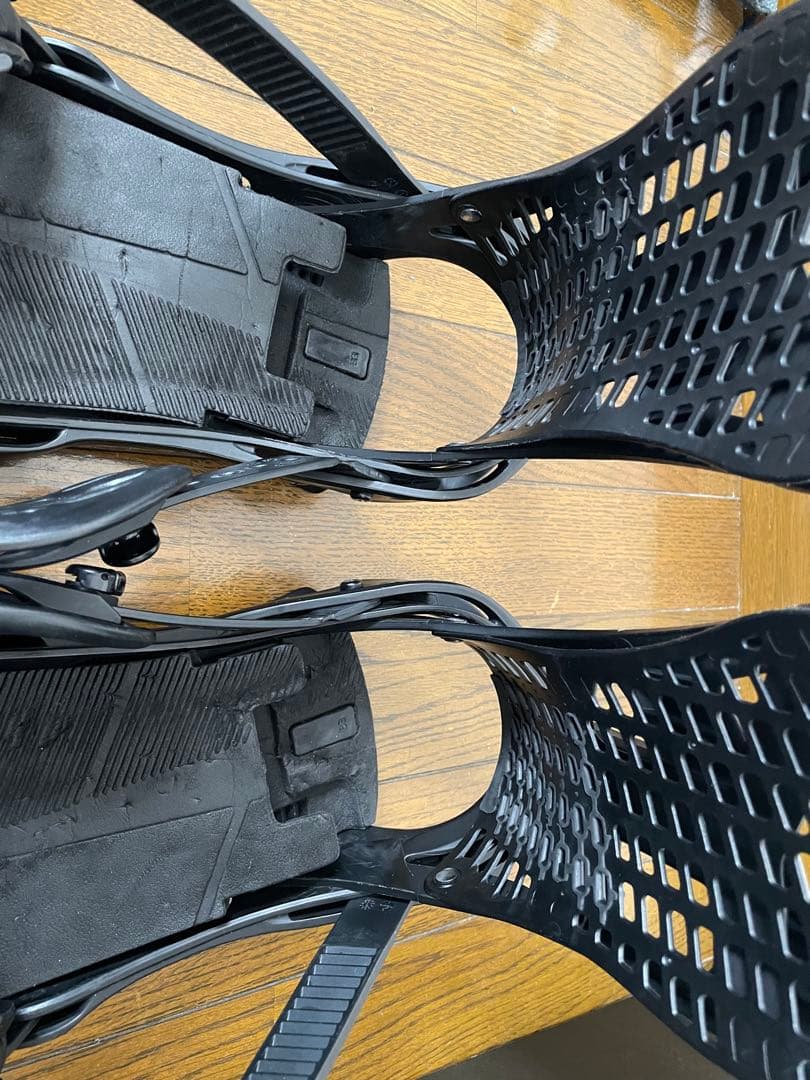 Burton Genesis MNS ビンディング Sサイズ