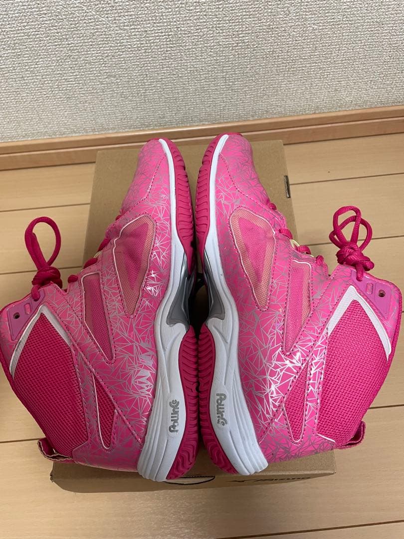 ミズノ　ウェーブダイバース　LG4 Ltd ピンク 24.5㎝