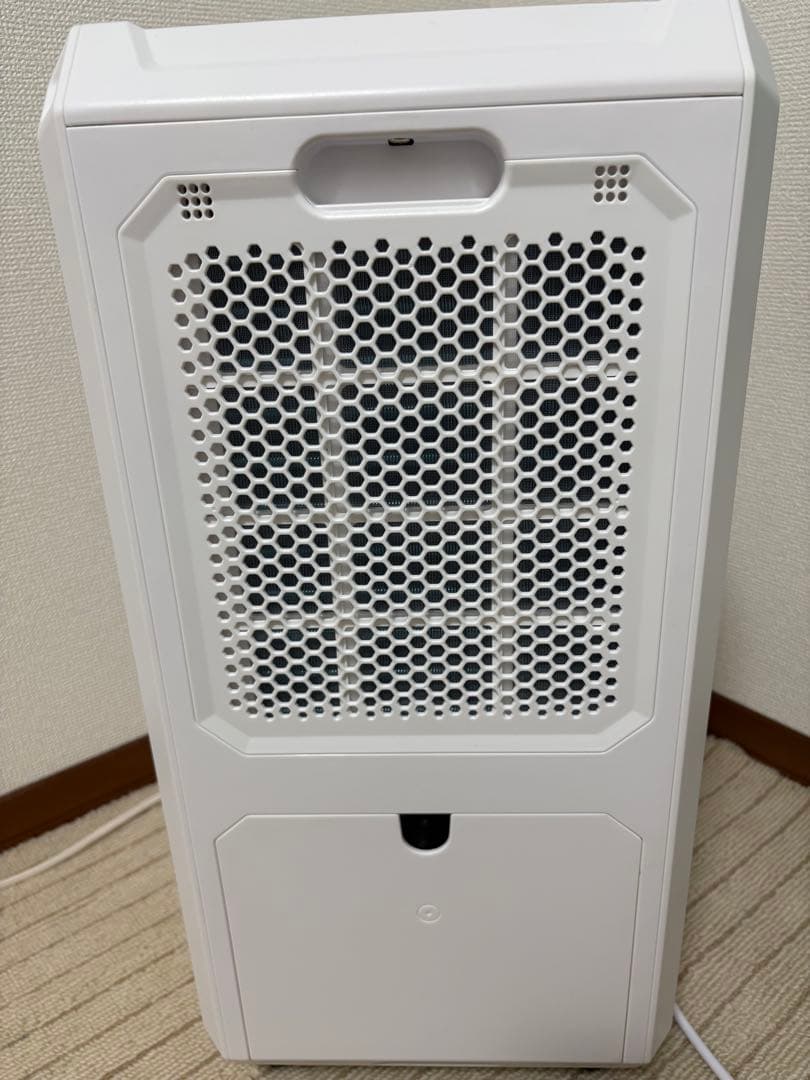 ポータブルエアコン ホワイト　LIV ALL DESIGN 最大畳数 20畳