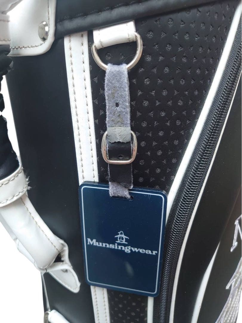 マンシング　Munsingwear　キャディバッグ　ゴルフバッグ　黒