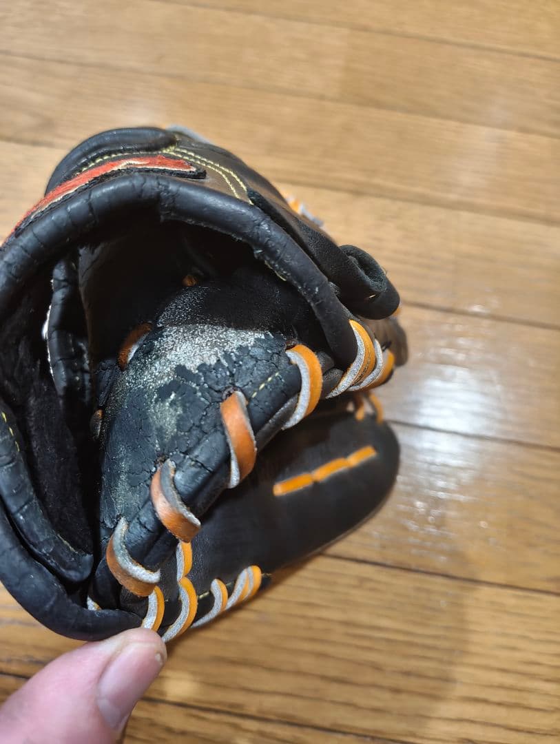 ハタケヤマ 少年軟式ミット、グローブ