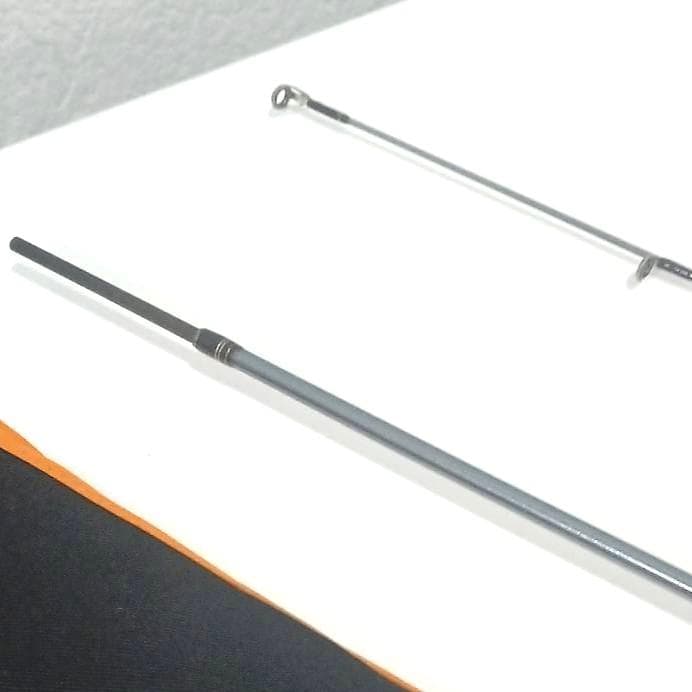 【322】（修繕あり）ダイワプレッソシルバークリーク56L ケース付き