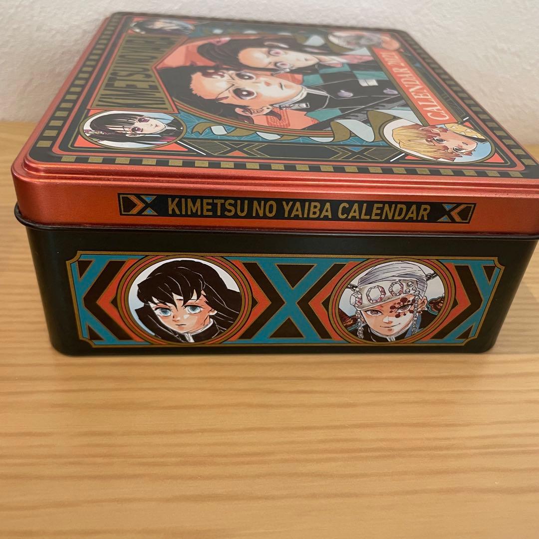 鬼滅の刃 カレンダー 2021 専用ケース付き(缶)