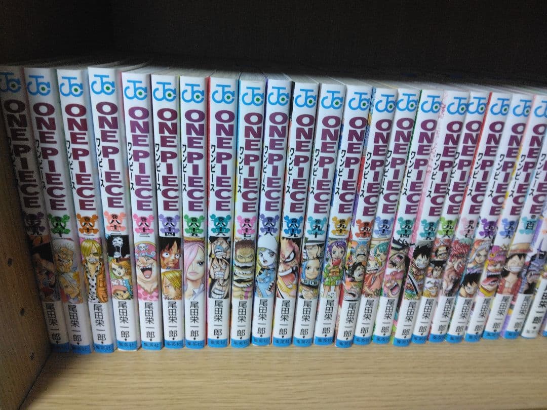 美品ワンピース8巻～111巻セット販売