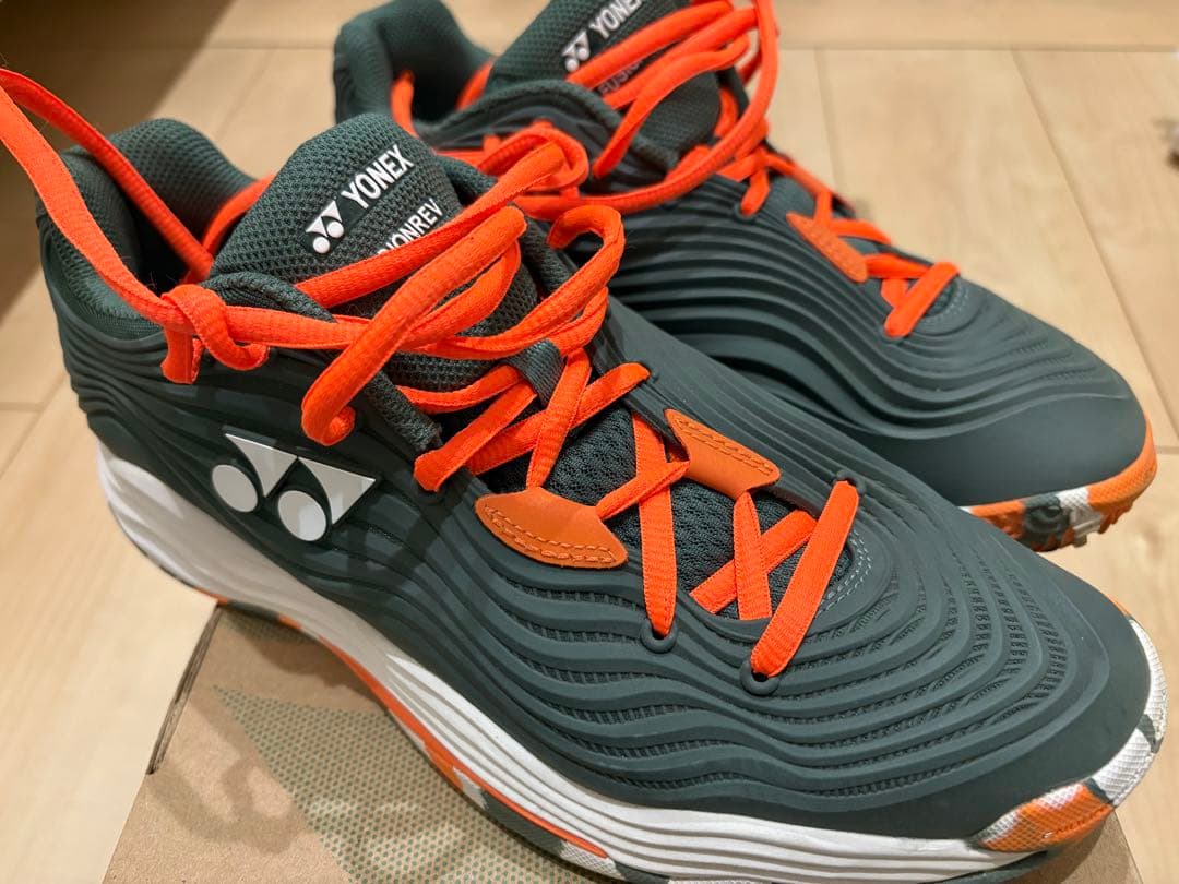 【美品・希少】ヨネックス フュージョンレブ5 メン GC オムニ用 26.0cm