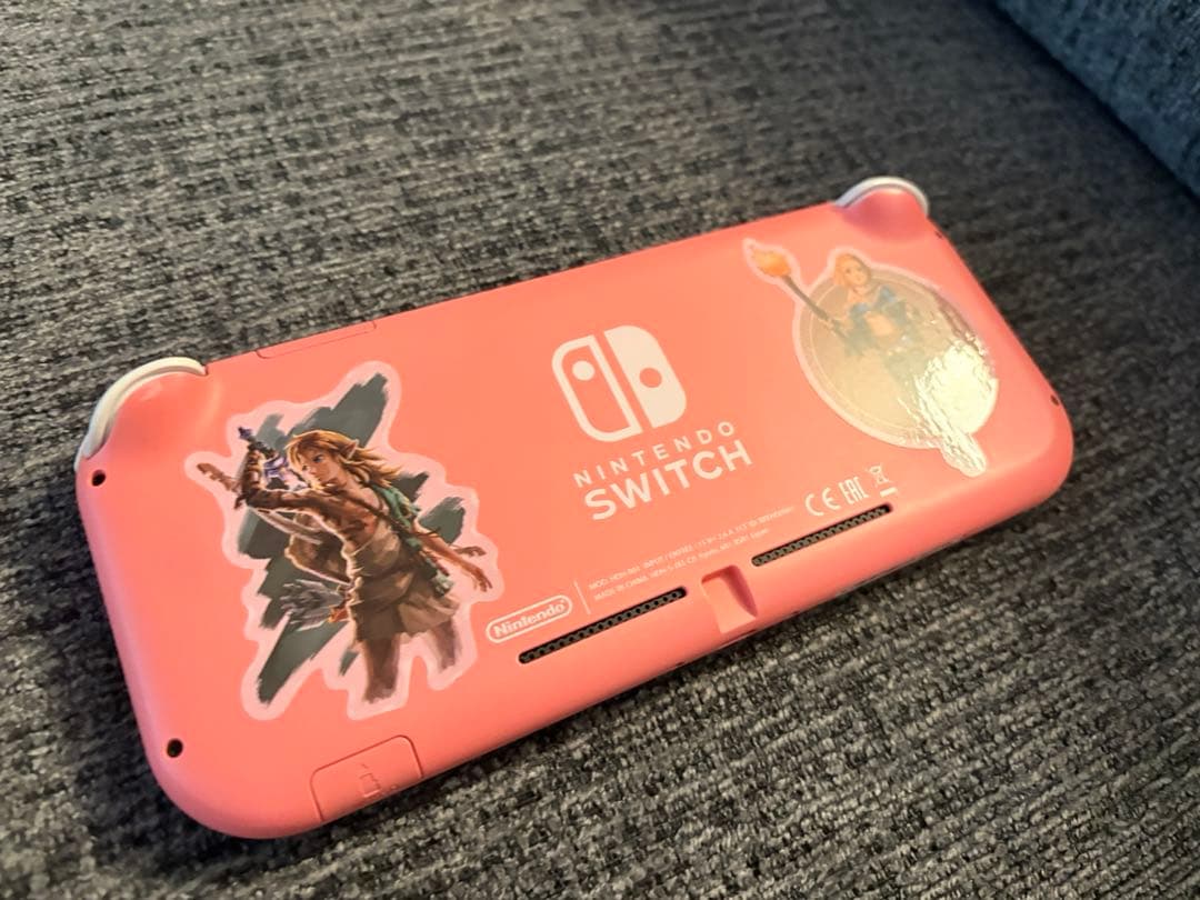 Nintendo Switch lite コーラルピンク　スイッチライト 本体