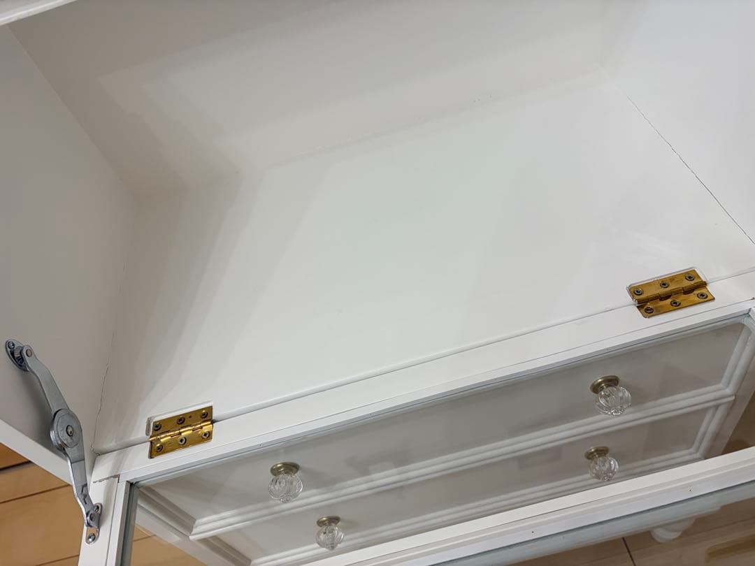 ガラス扉付きディスプレイキャビネット　ホワイト