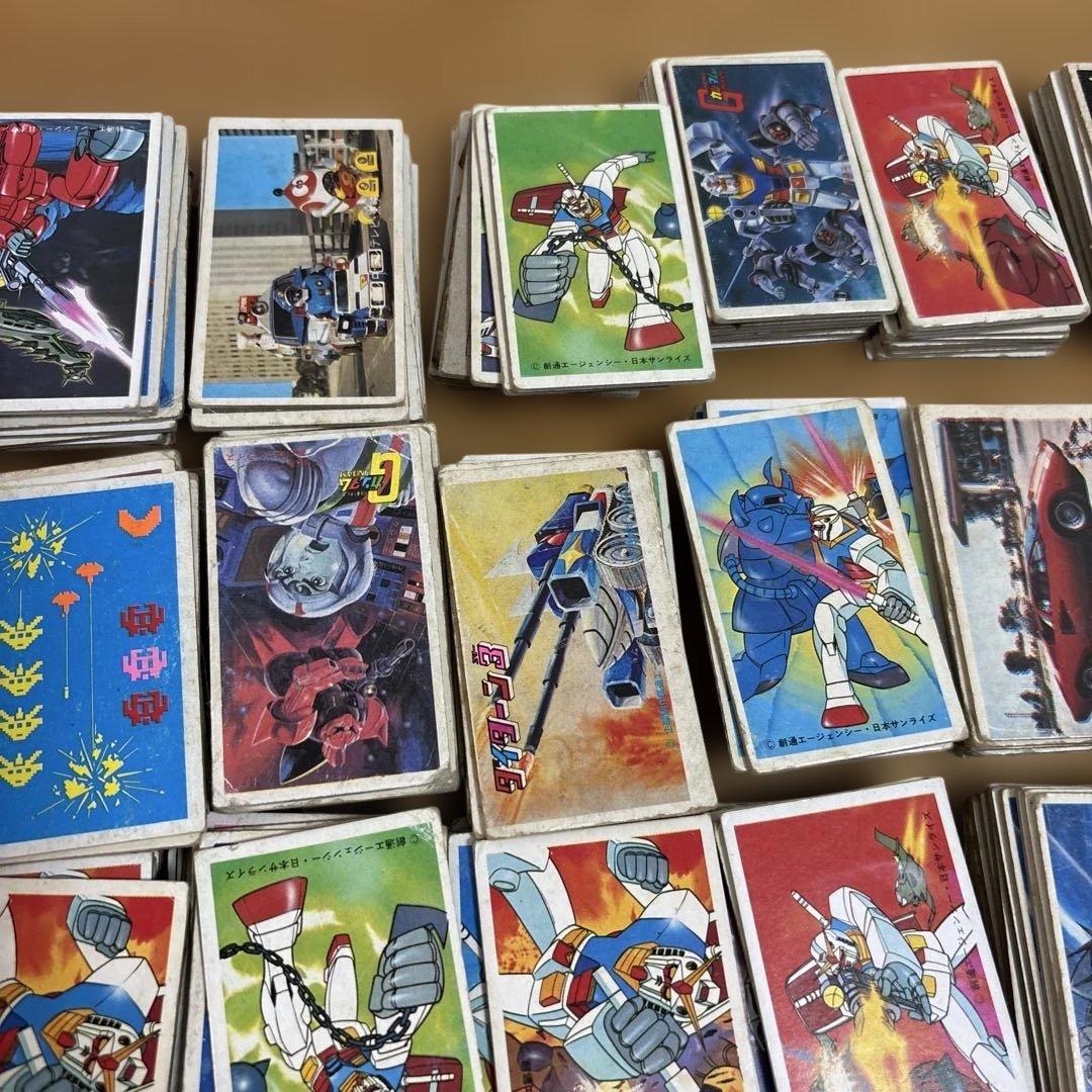 昭和レトロ　希少　大容量　ガンダム　めんこ　ドラえもん　キテレツ　仮面ライダー