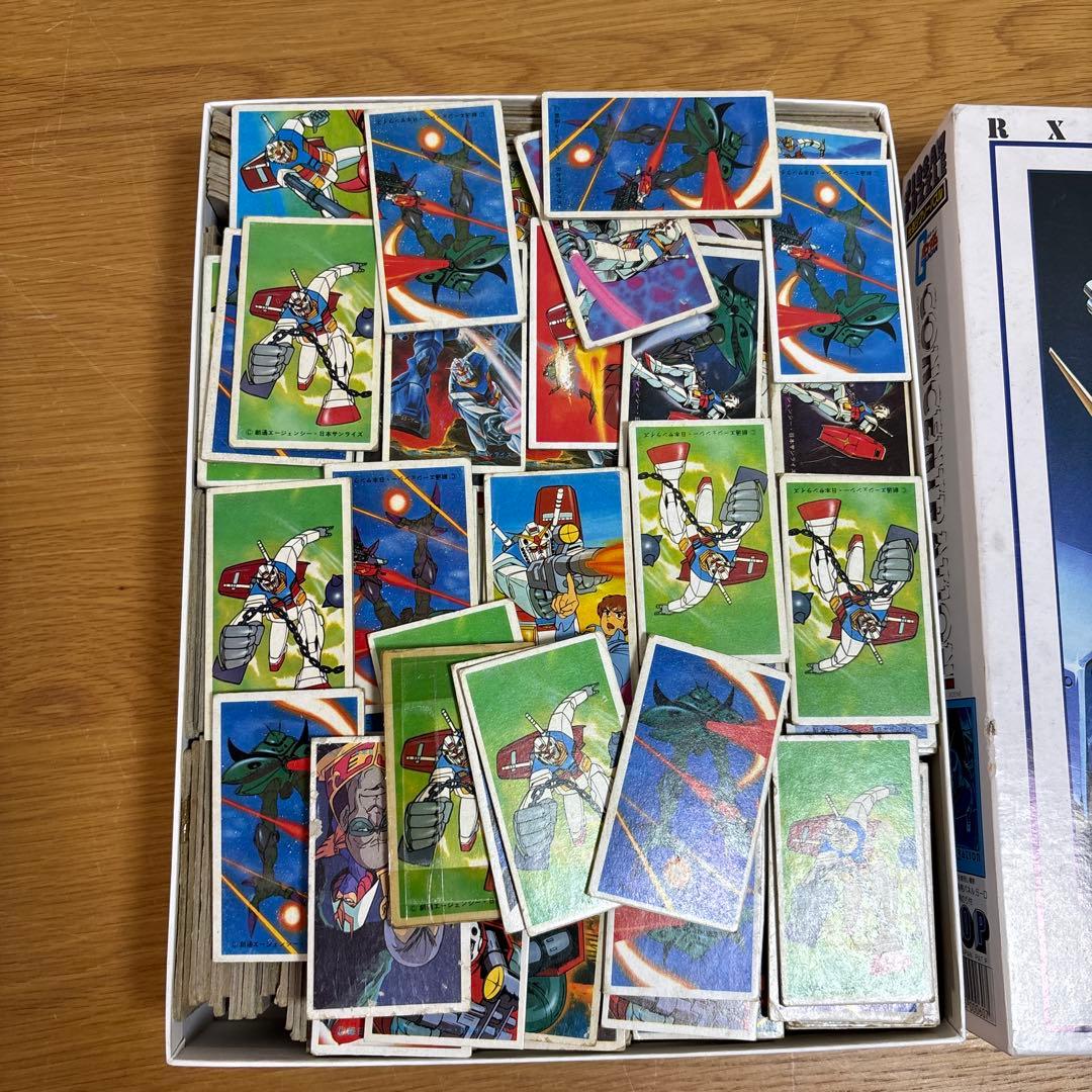 昭和レトロ　希少　大容量　ガンダム　めんこ　ドラえもん　キテレツ　仮面ライダー