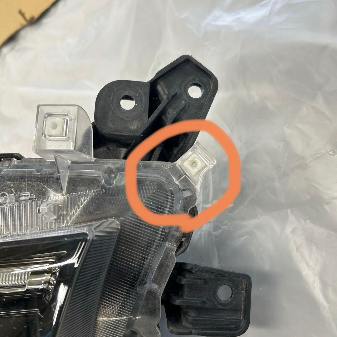 スペーシア左ヘッドライト中古品