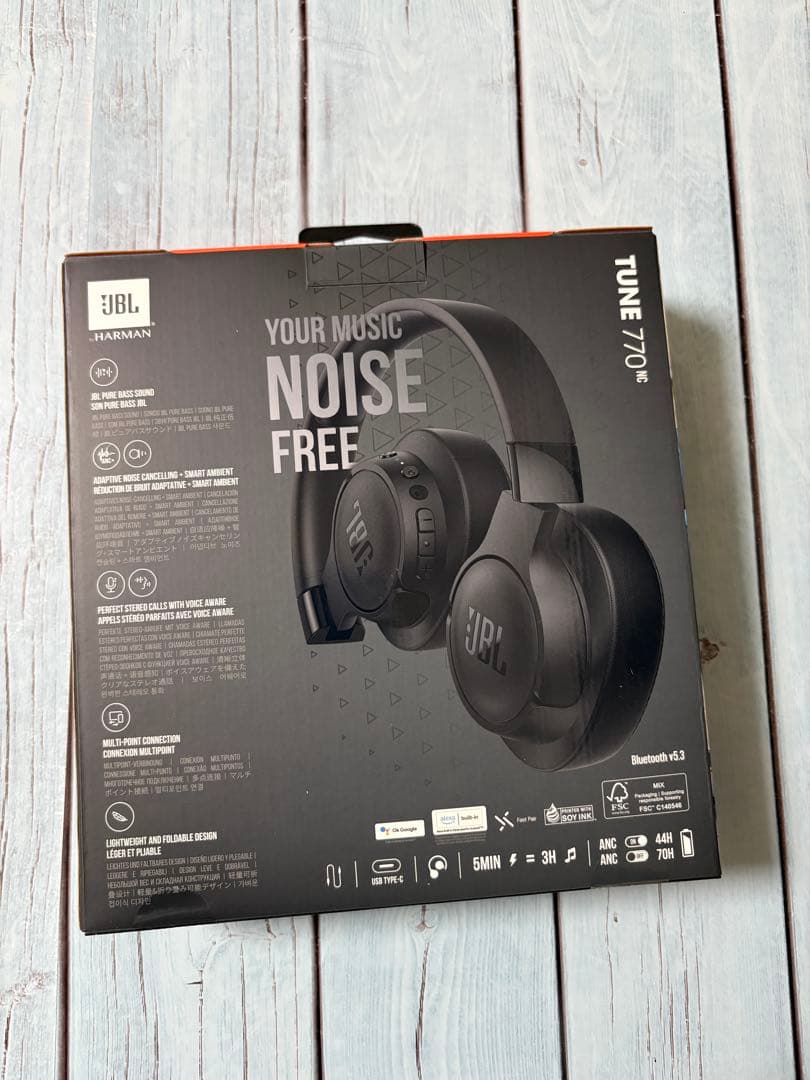 JBL TUNE 770NCワイヤレスヘッドホン ブラック　美品