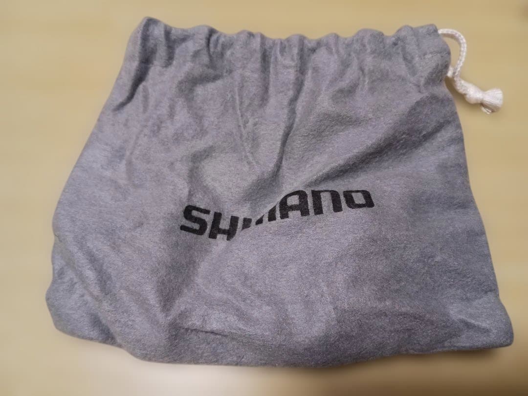 【超美品】シマノ 12カーディフCI4+ C2000HGS