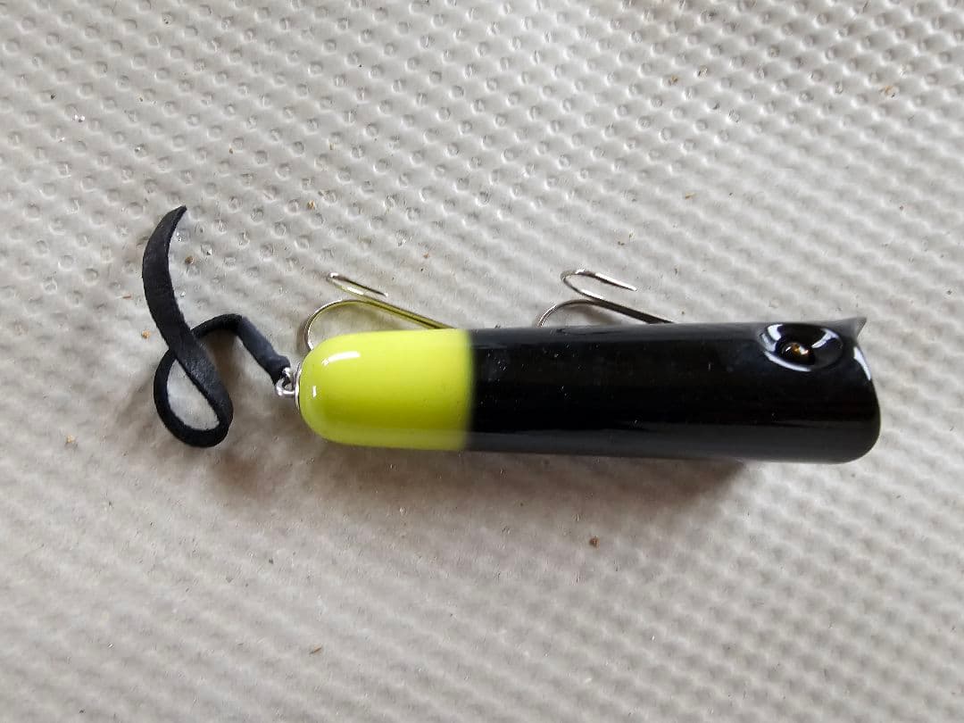 ニンナ　トラモント