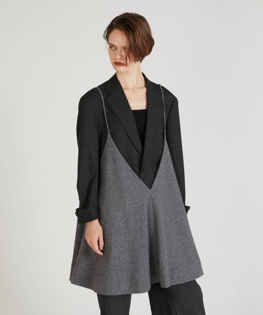 アーバンリサーチ　クリンクルクリンクル　Vネックニットベスト　グレー