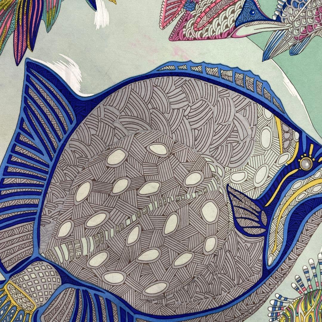 HERMES エルメス　大判スカーフ　カレ90 バッグチャーム　タペストリー　魚