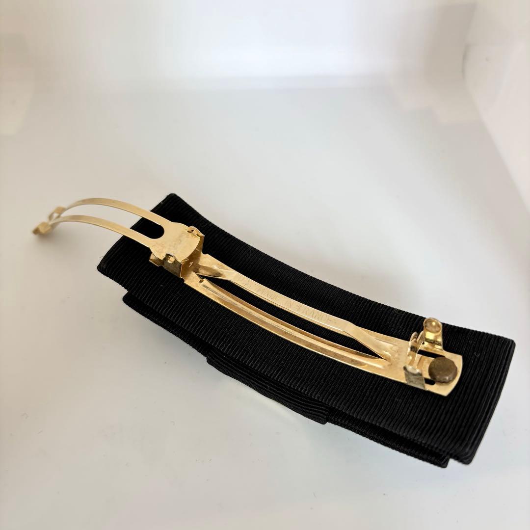 【美品】【セリーヌ】CELINE ロゴ リボン バレッタ 黒 ゴールド色金具