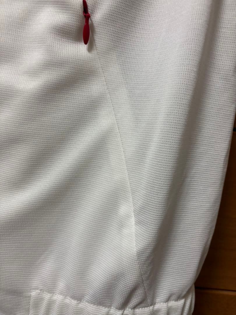 カステルバジャック　白　ベスト　ゴルフウエア　美品　サイズ40