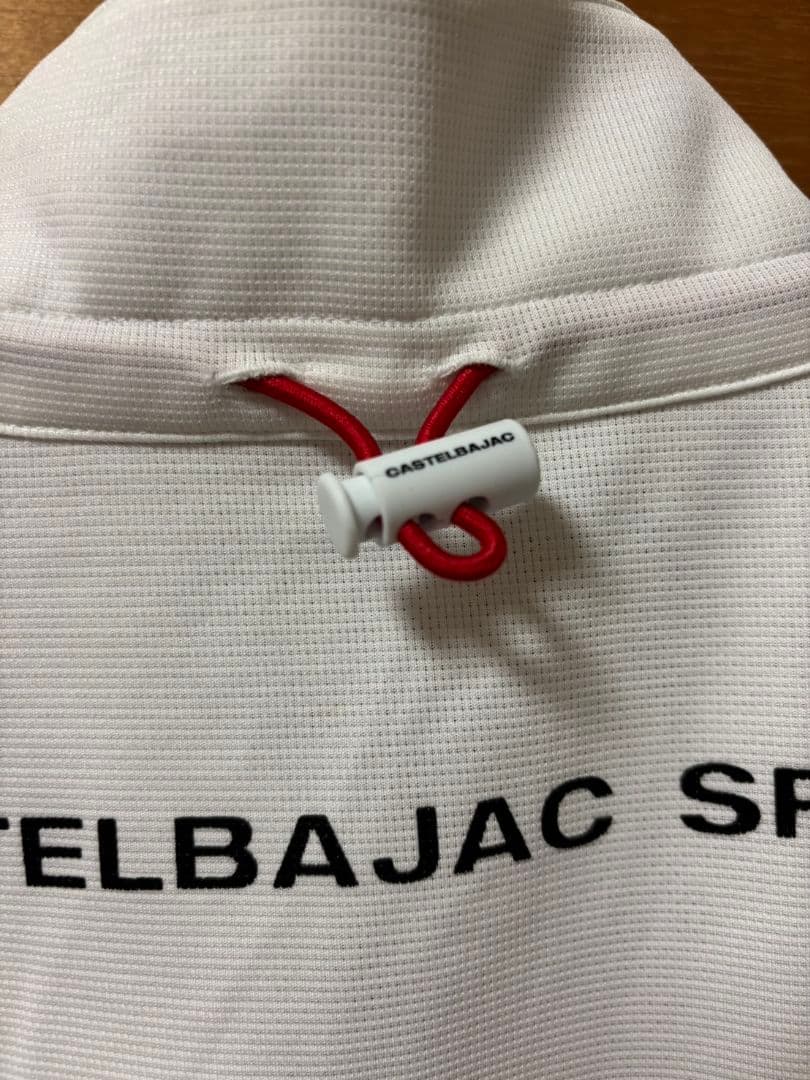 カステルバジャック　白　ベスト　ゴルフウエア　美品　サイズ40