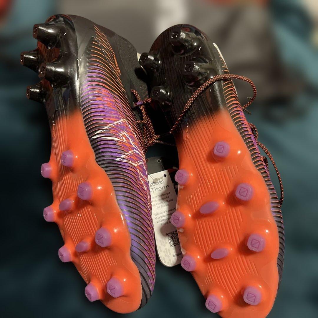 新品PUMA FUTURE 8アルティメットHGAG ￼サッカースパイク　27㎝