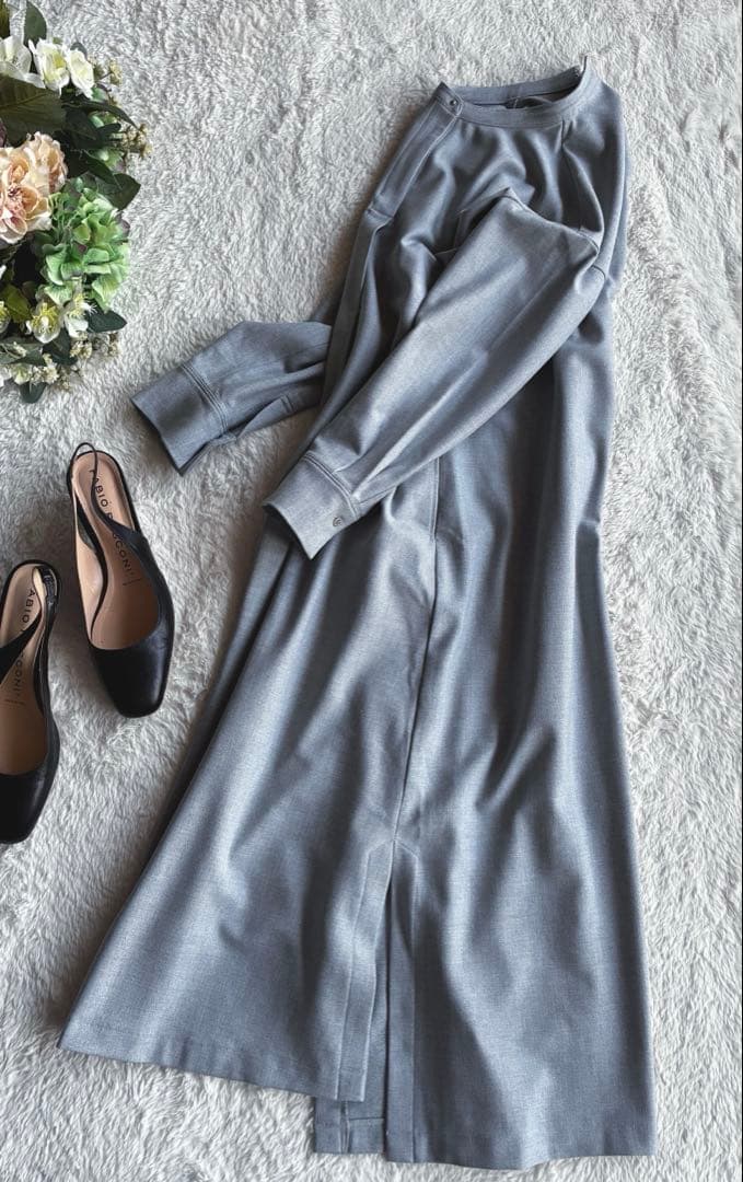 アンタイトル 新品同様上品グレー 春ロングワンピースゆったり体型カバー 日本製