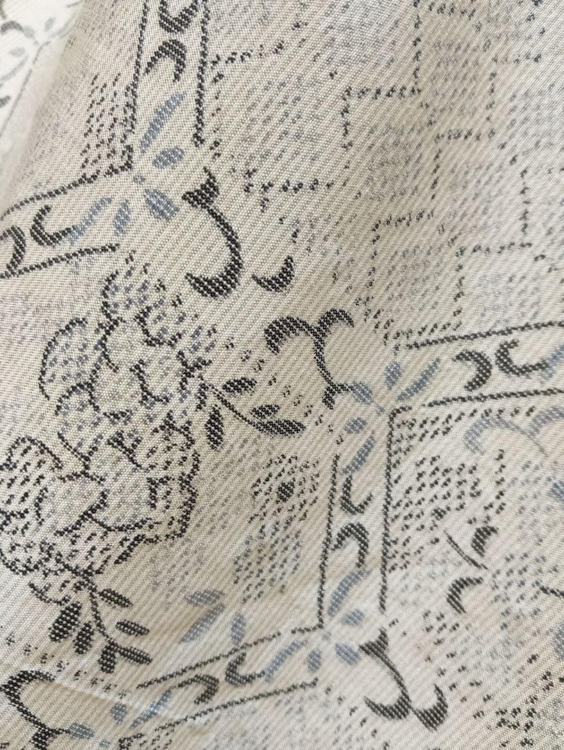 着物リメイク♧フレアーワンピース紬幾何学模様花柄♧白地正絹