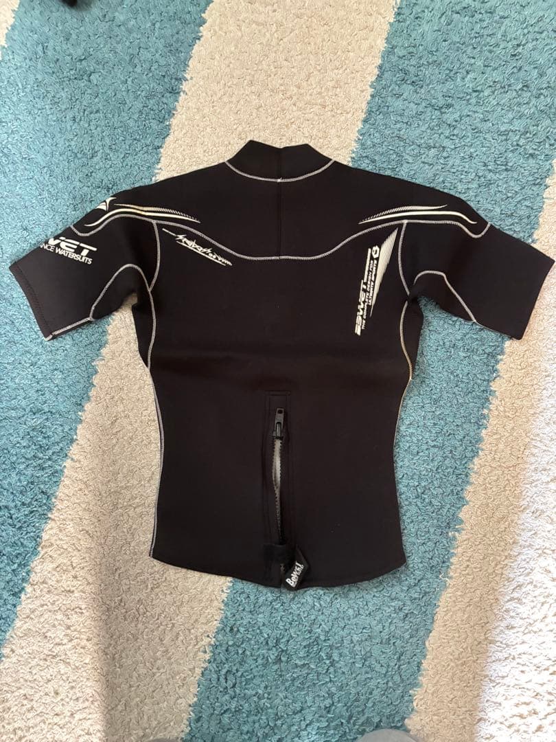 BE WET SUITSタッパー　2mm Lサイズ　極美品