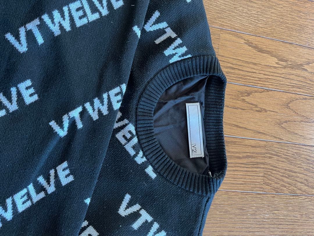 専用　VTWELVE ブラック クルーネックセーター