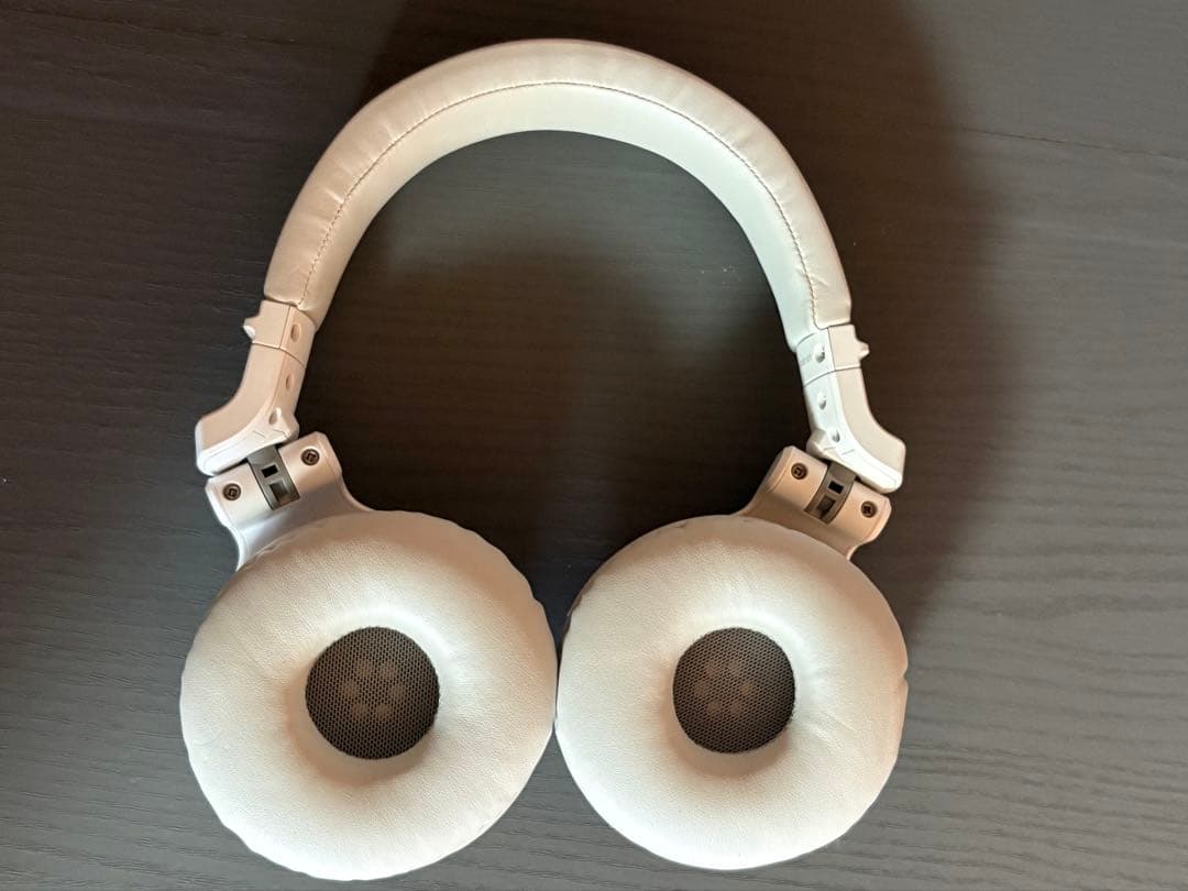 木こりん　Pioneer DJ HDJ-CUE1BT-W(マットホワイト)