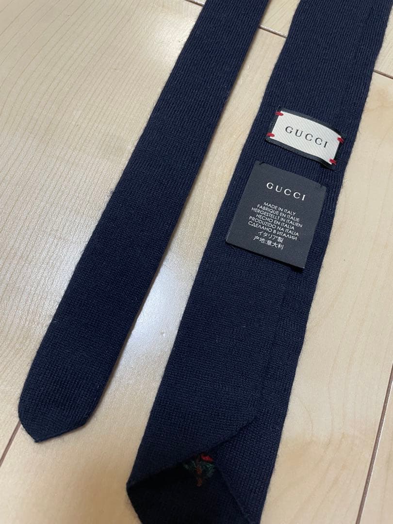 BTSテテ、坂口健太郎着用 GUCCI ネクタイ
