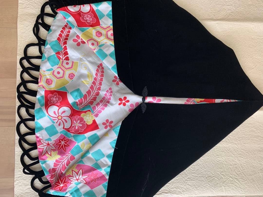 ケープポンチョ　半円型　黒地ベルベット　おとづき商店