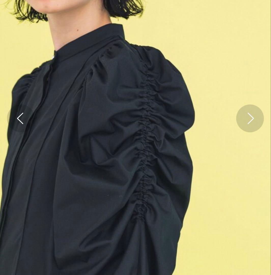 【美品】INella イネラ フォルムギャザースリーブ ブラウス ブラック F