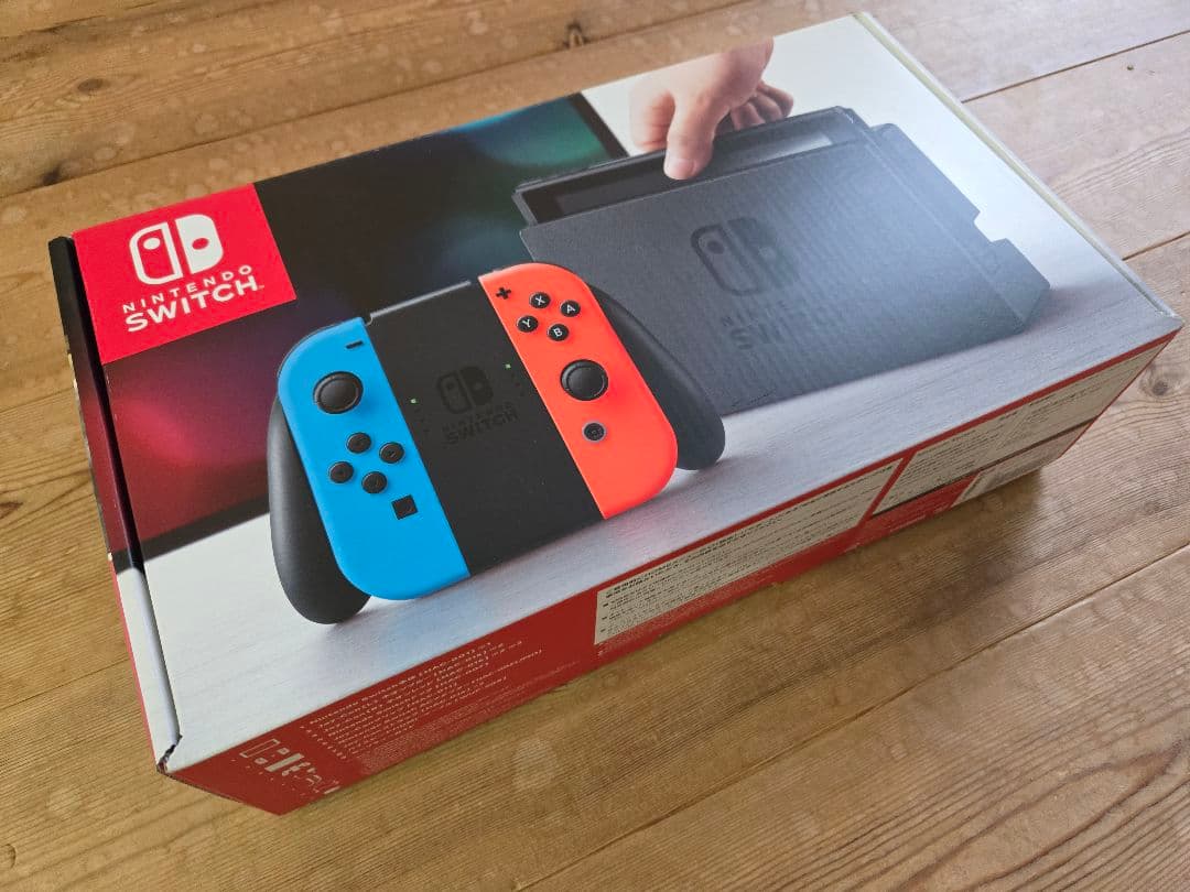 Nintendo Switch 本体　キャリーケースのおまけ付き