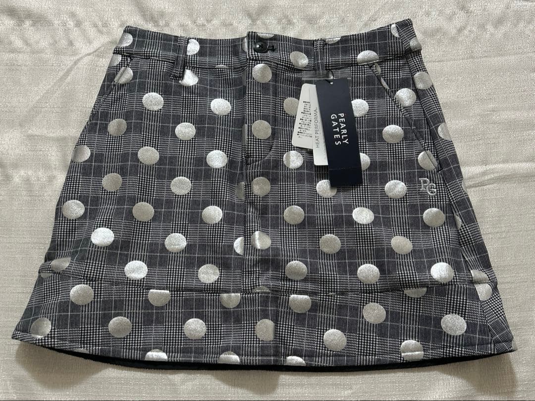 パーリーゲイツ ☆新品タグ付き☆レディース１裏起毛保温・ストレッチ