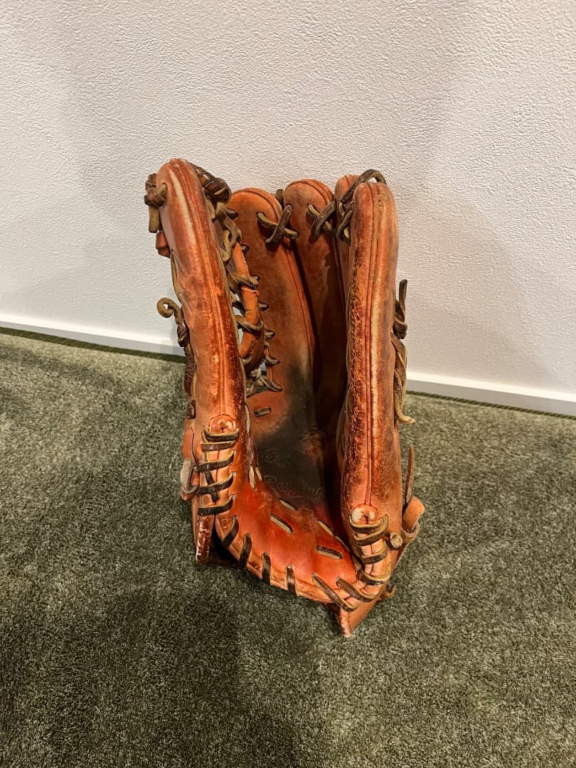 野球　投手用グローブ　外野用グローブ