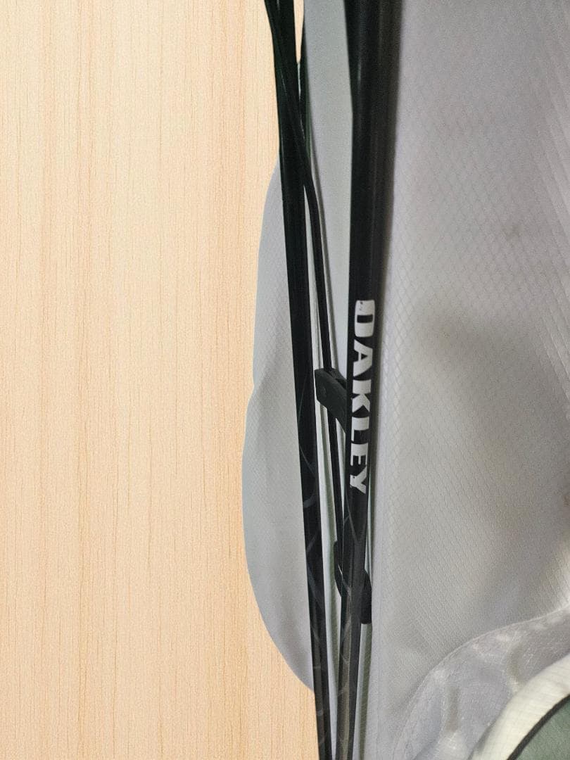 送料無料/美品Oakley スタンド式ゴルフバッグ・キャディバッグWHITE