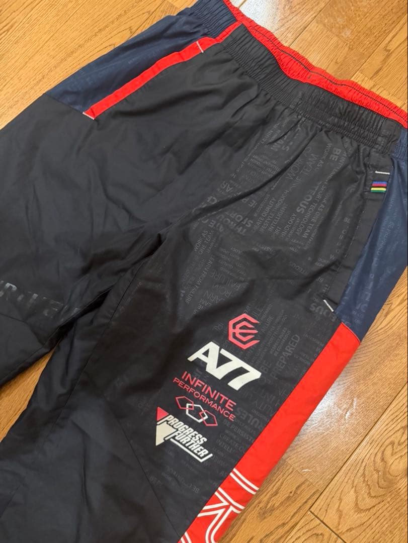 asics A77 AVi XAW720 ジャージ上下セット XL 黒/赤