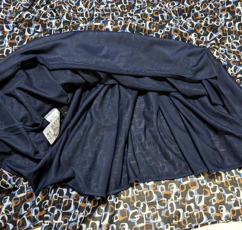 ダーマコレクション　ロングワンピース　美品　ボウタイ　マキシワンピース　総柄