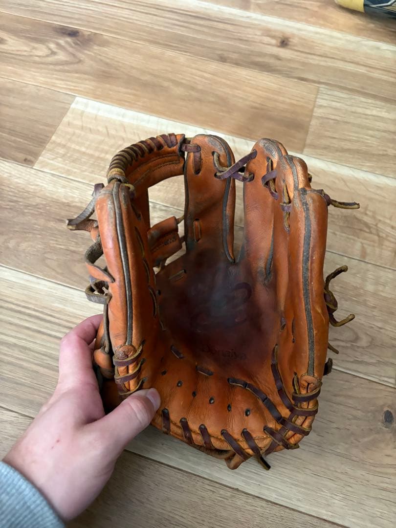 ドナイヤ　軟式グローブ