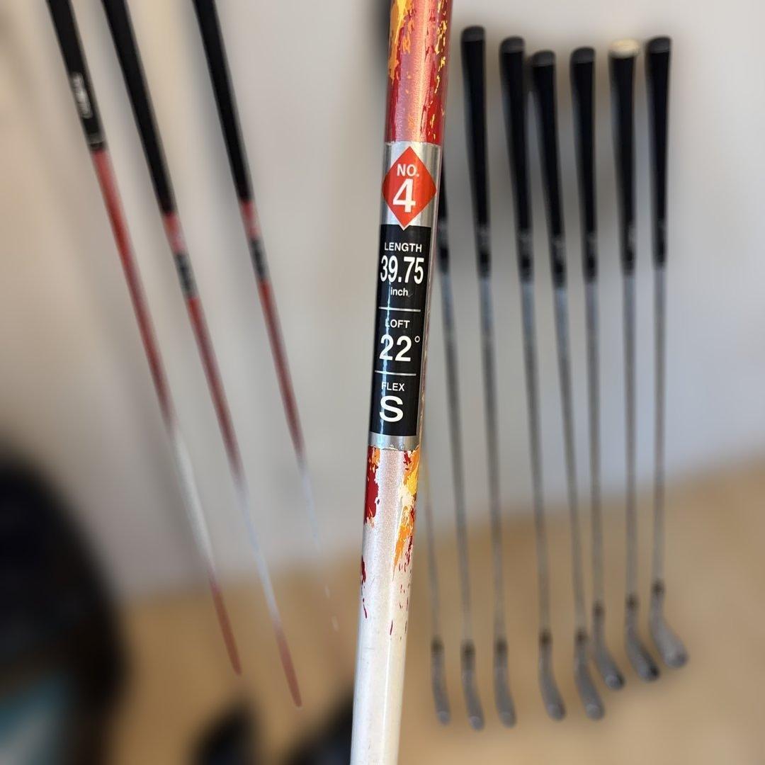 Titleist ゴルフバッグSrixonクラブセットTaylorMadeパター