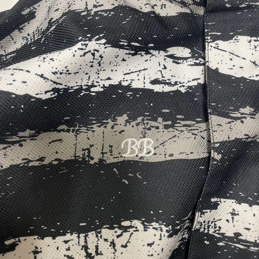 一回使用　デサント　スノーボードウェア（女性用）黒白ストライプ