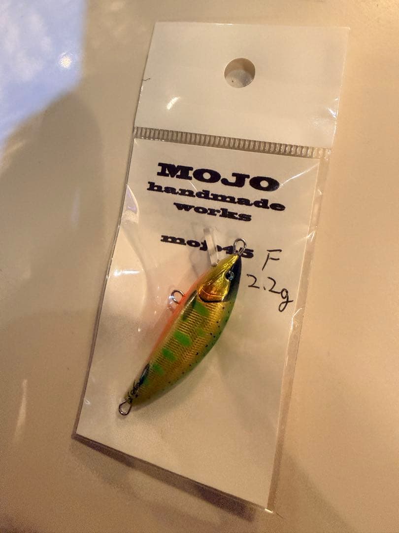 MOJO ハンドメイドワークスバルサミノー新品チャートカラーF2.2g レア品