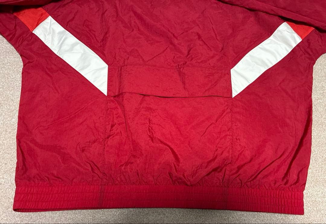 アディダス　バイエルンミュンヘン　アウター ナイロンジャケットウインドブレーカー