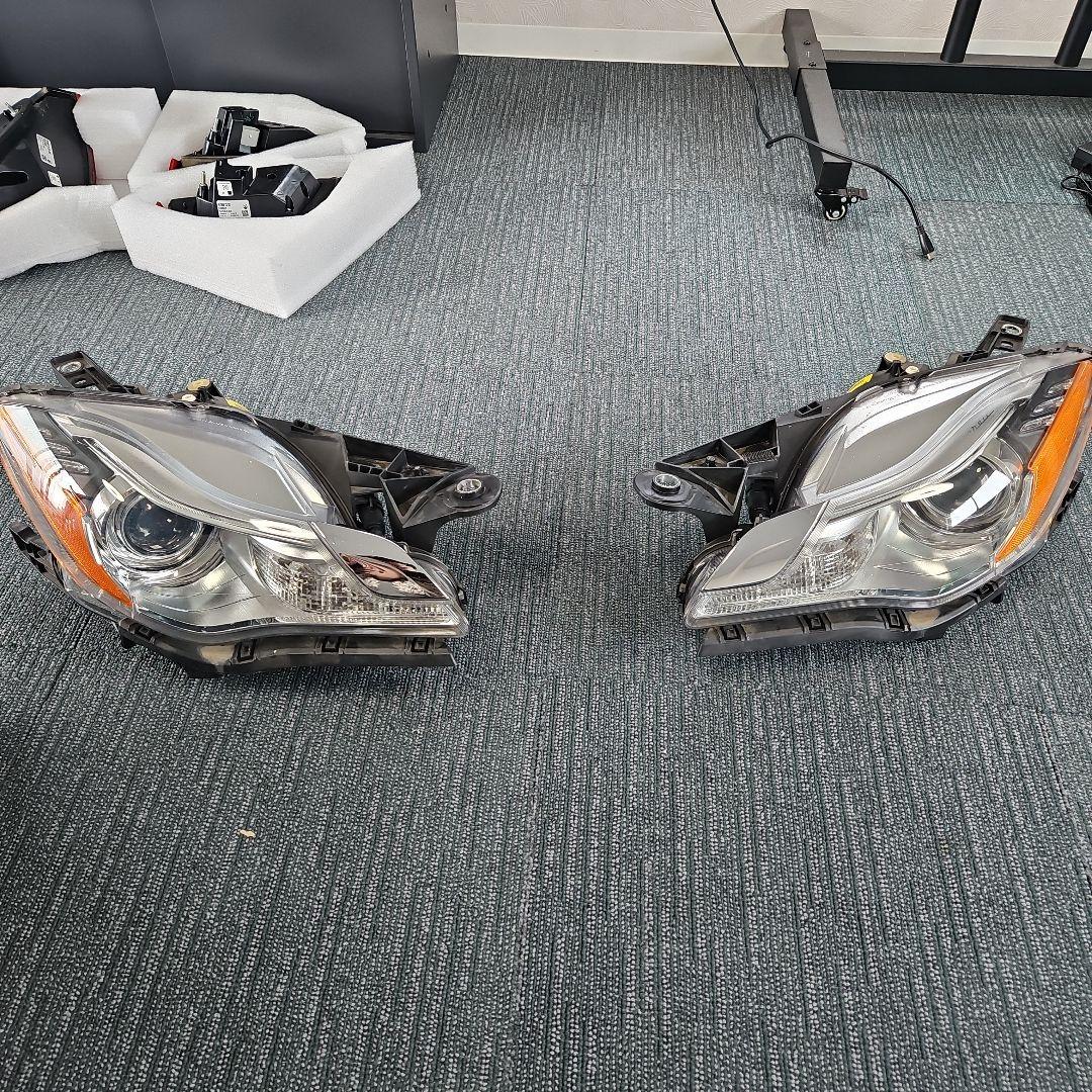 マセラティ　クワトロポルテ　ヘッドライト　純正