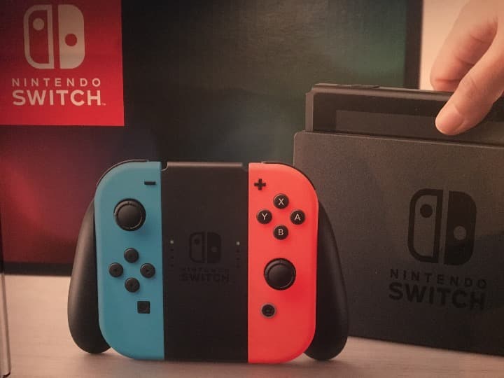 【メーカー保証1年間付 未使用】任天堂スイッチ 本体